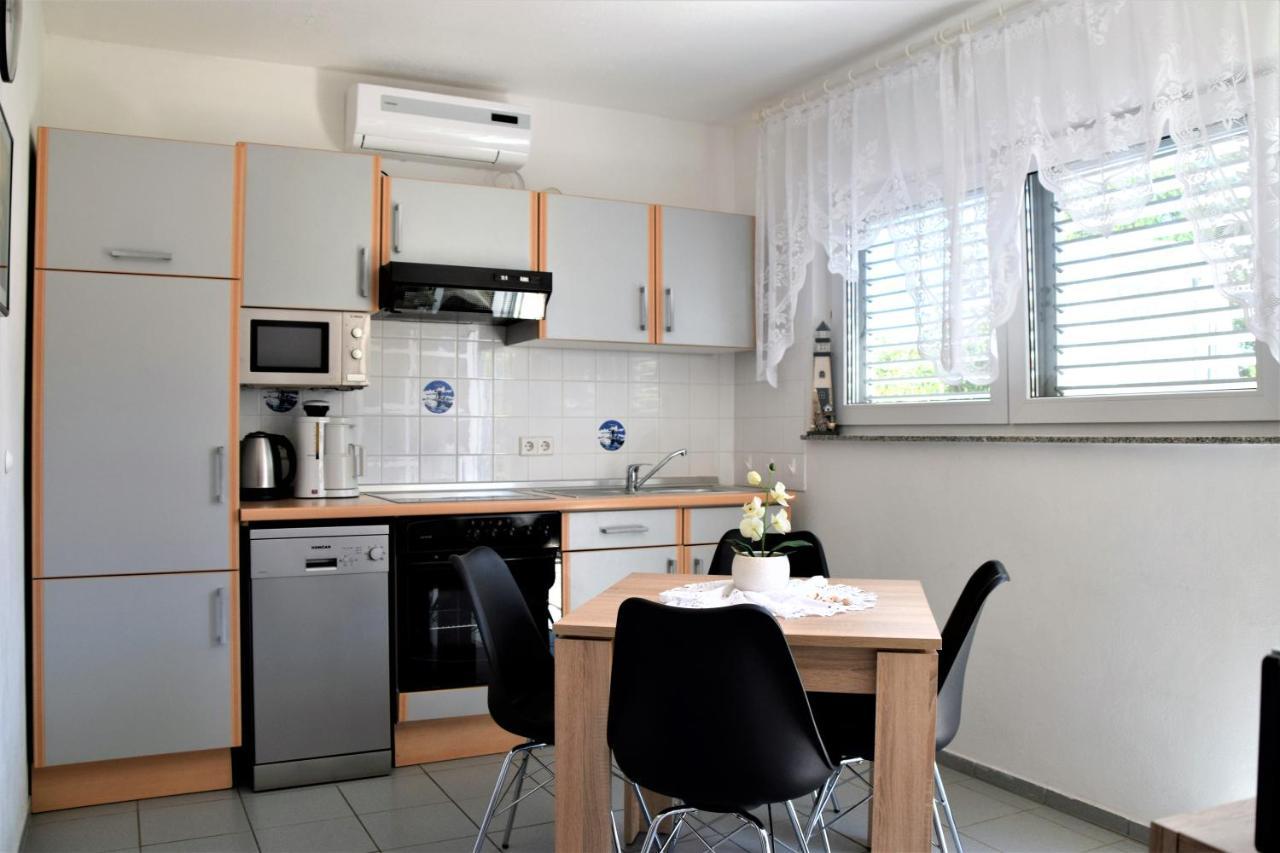 J&D Appartement Dobropoljana Buitenkant foto