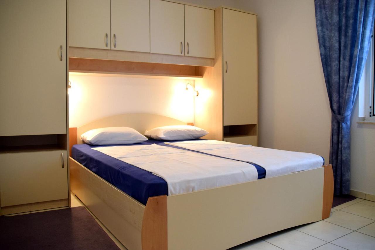 J&D Appartement Dobropoljana Buitenkant foto